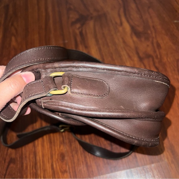 Vintage Coach Dark Brown Leather Crossbody Bag - Picture 11 of 13